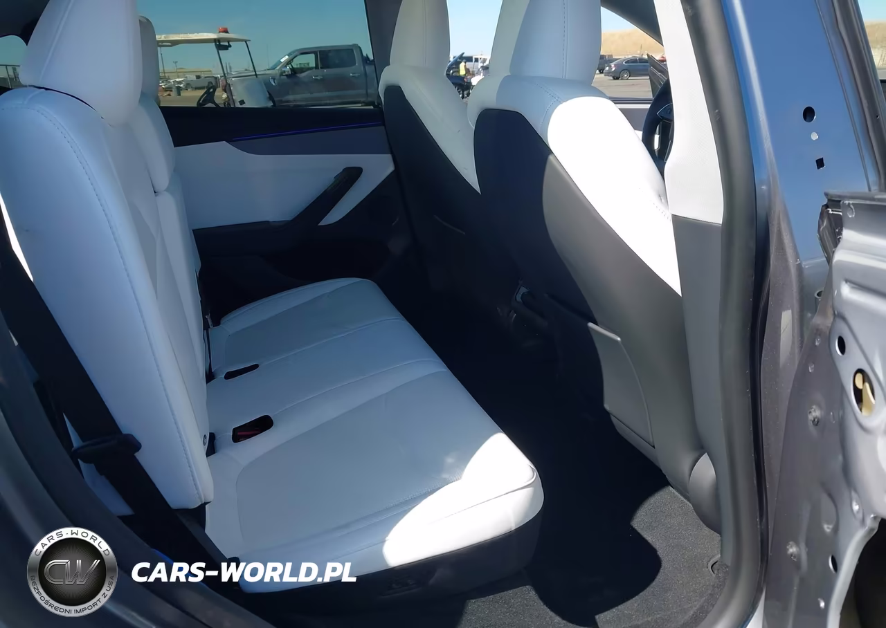 2026 Tesla Model Y Premium Rear-Wheel Drive-Rear-Wheel Drive VIN:7SAYGDED4TF454536 - 8