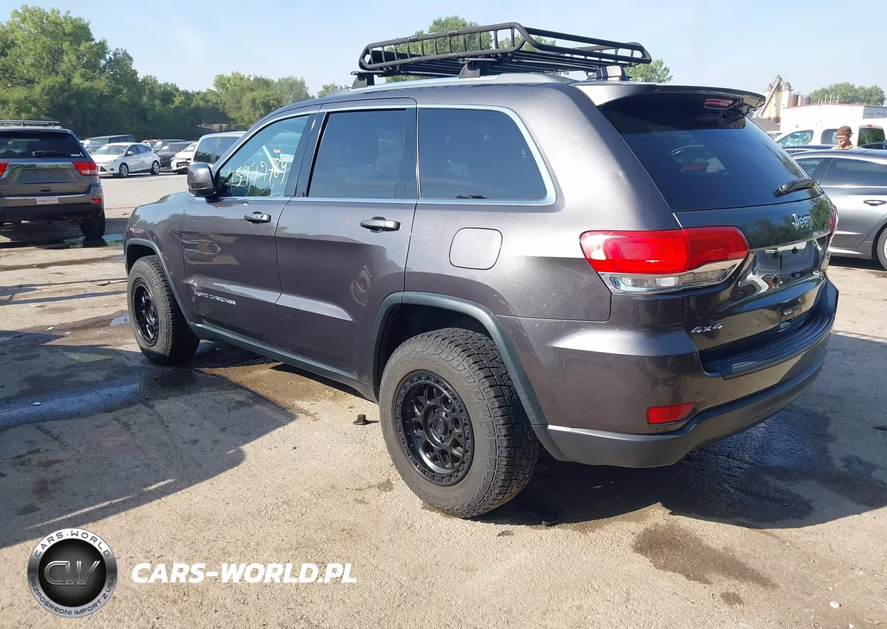 2016 Jeep Grand Cherokee Laredo VIN:1C4RJFAG8GC360452 - 3