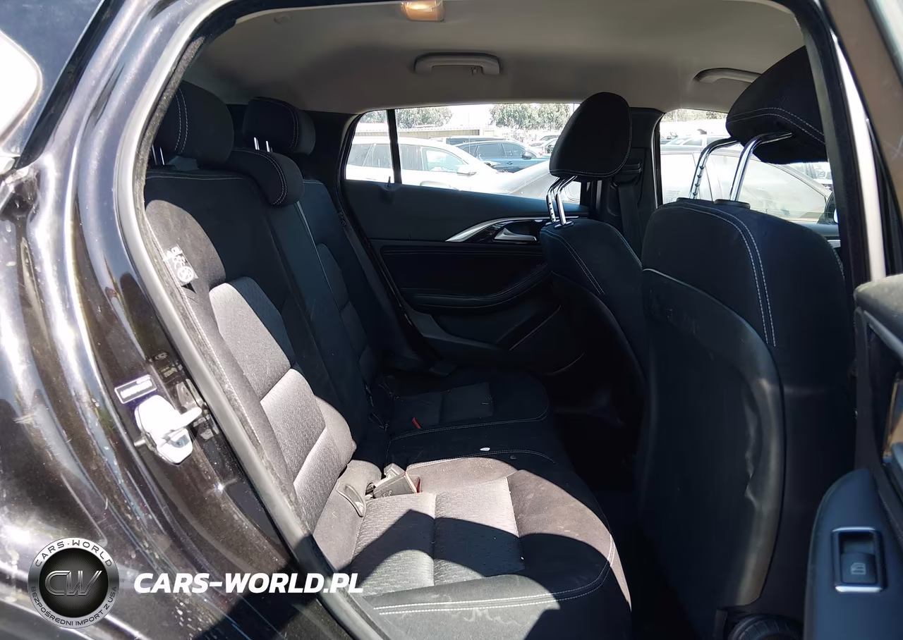 2017 Infiniti Qx30 VIN:SJKCH5CP8HA033570 - 8