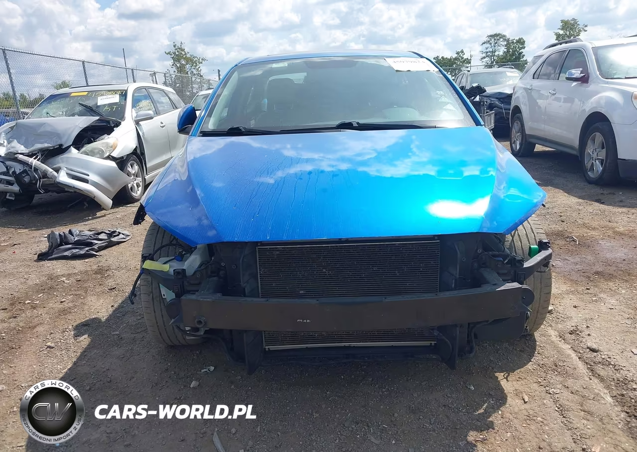 2017 Hyundai Elantra Limited VIN:KMHD84LF9HU209366 - 6