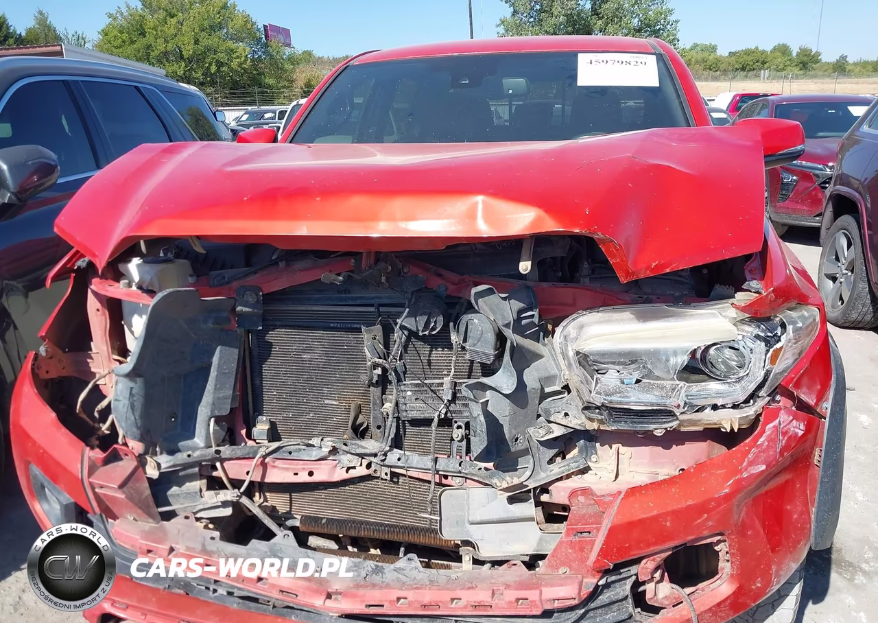 2018 Toyota Tacoma Trd Off Road VIN:5TFCZ5AN4JX137896 - 13