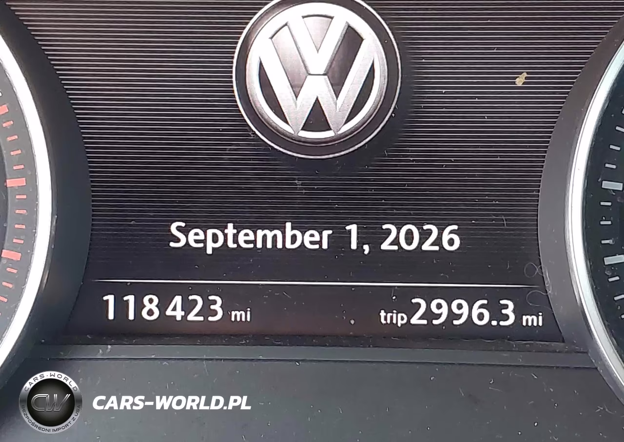 2014 Volkswagen Touareg 3.6L Sport VIN:WVGEF9BP1ED003343 - 15