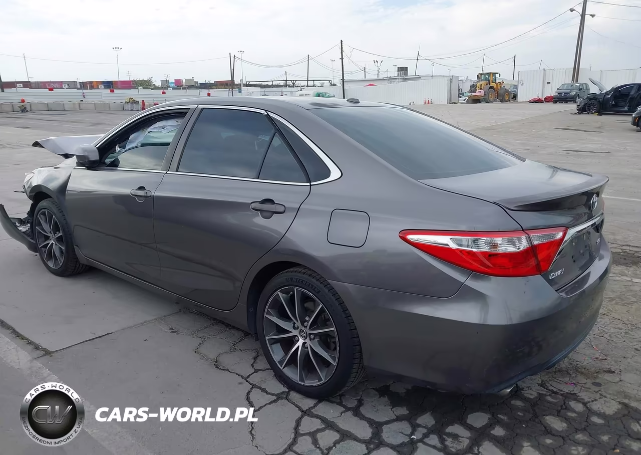 2016 Toyota Camry Xse V6 VIN:4T1BK1FK3GU569070 - 3