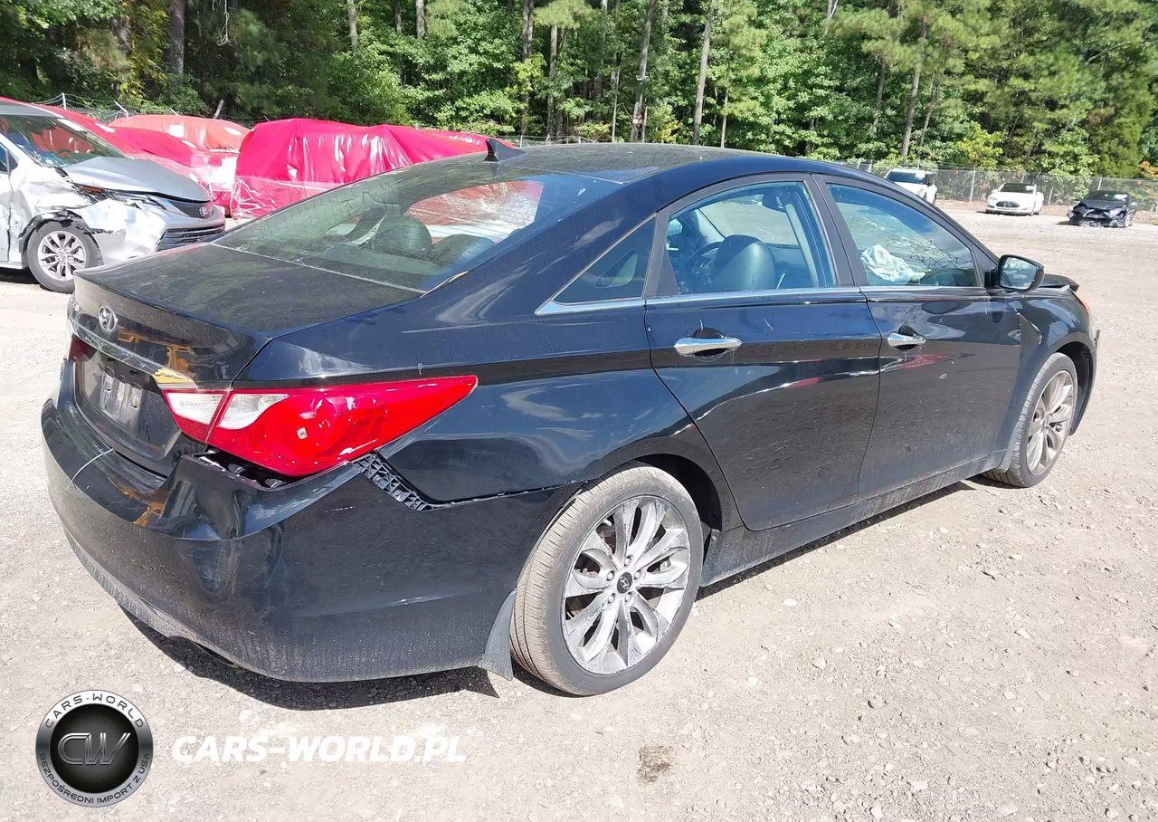 2011 Hyundai Sonata Se VIN:5NPEC4AC3BH306564 - 4