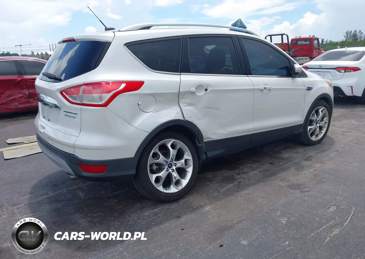 2015 Ford Escape Titanium VIN:1FMCU0J90FUA42566 - 4