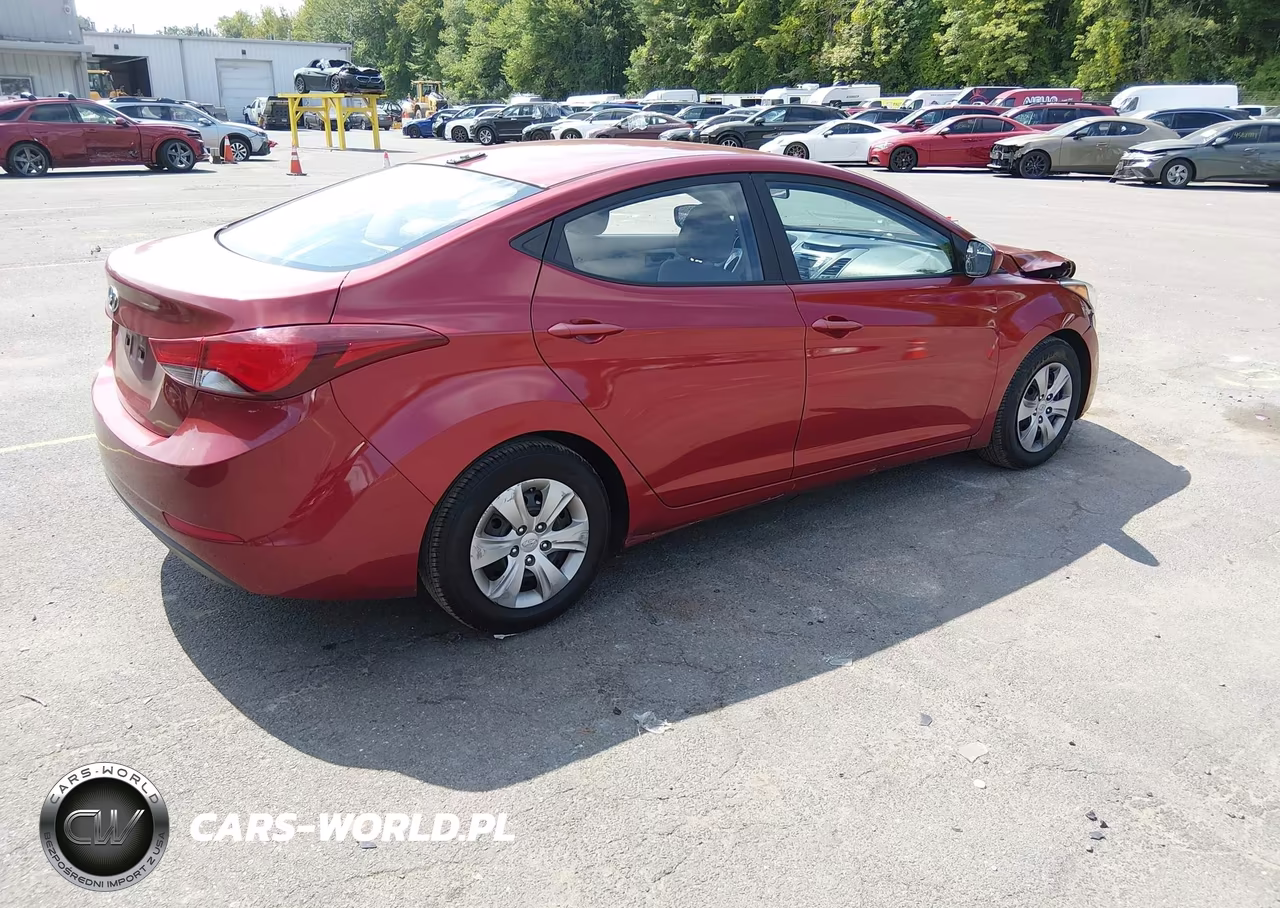 2016 Hyundai Elantra Se VIN:5NPDH4AE5GH724047 - 4