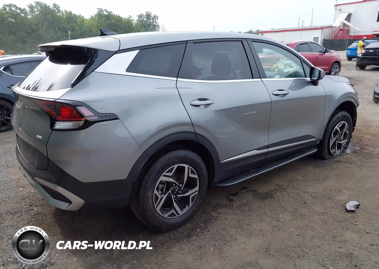 2025 Kia Sportage Lx VIN:KNDPUCDFXS7369106 - 4