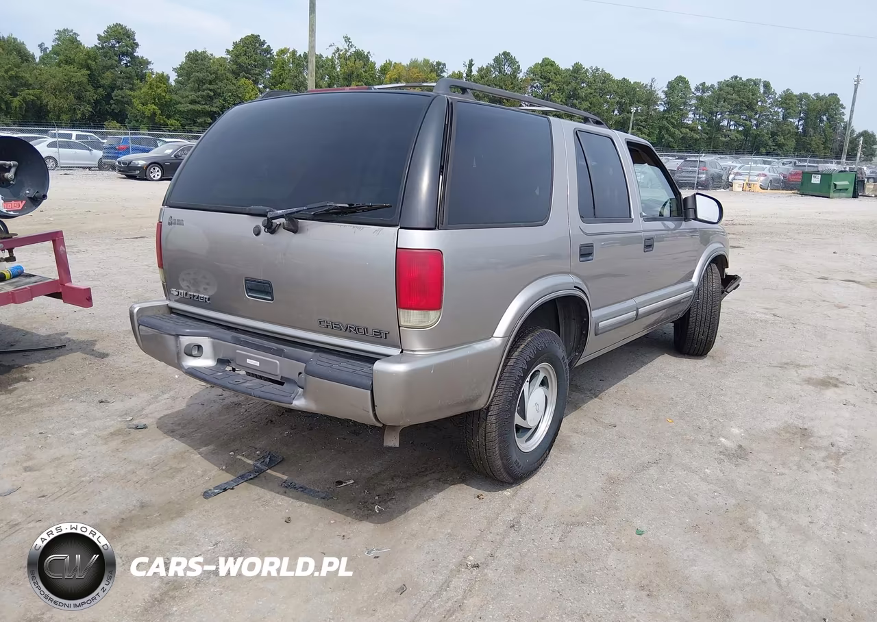 2001 Chevrolet Blazer Lt VIN:1GNDT13W912177223 - 4