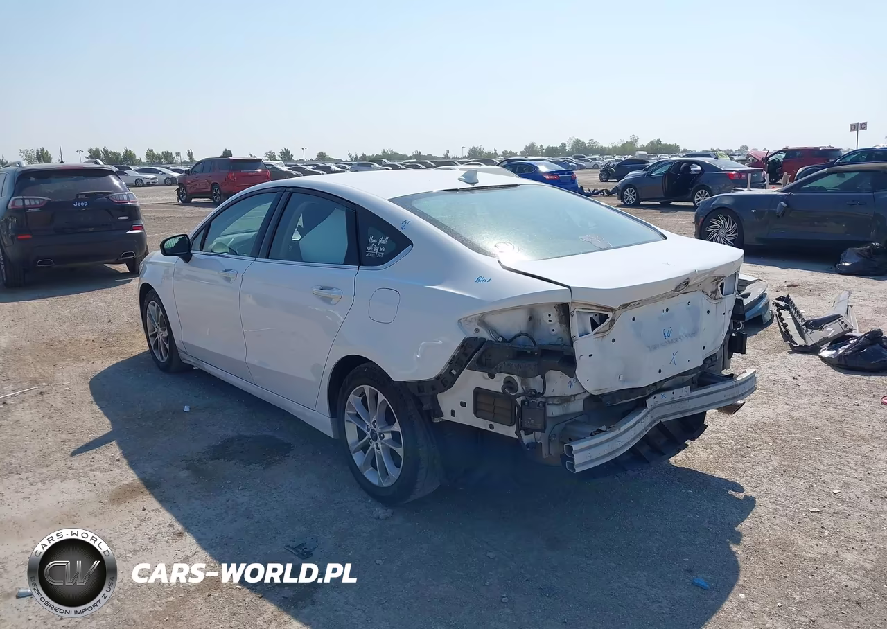 2020 Ford Fusion Se VIN:3FA6P0HD6LR129657 - 3