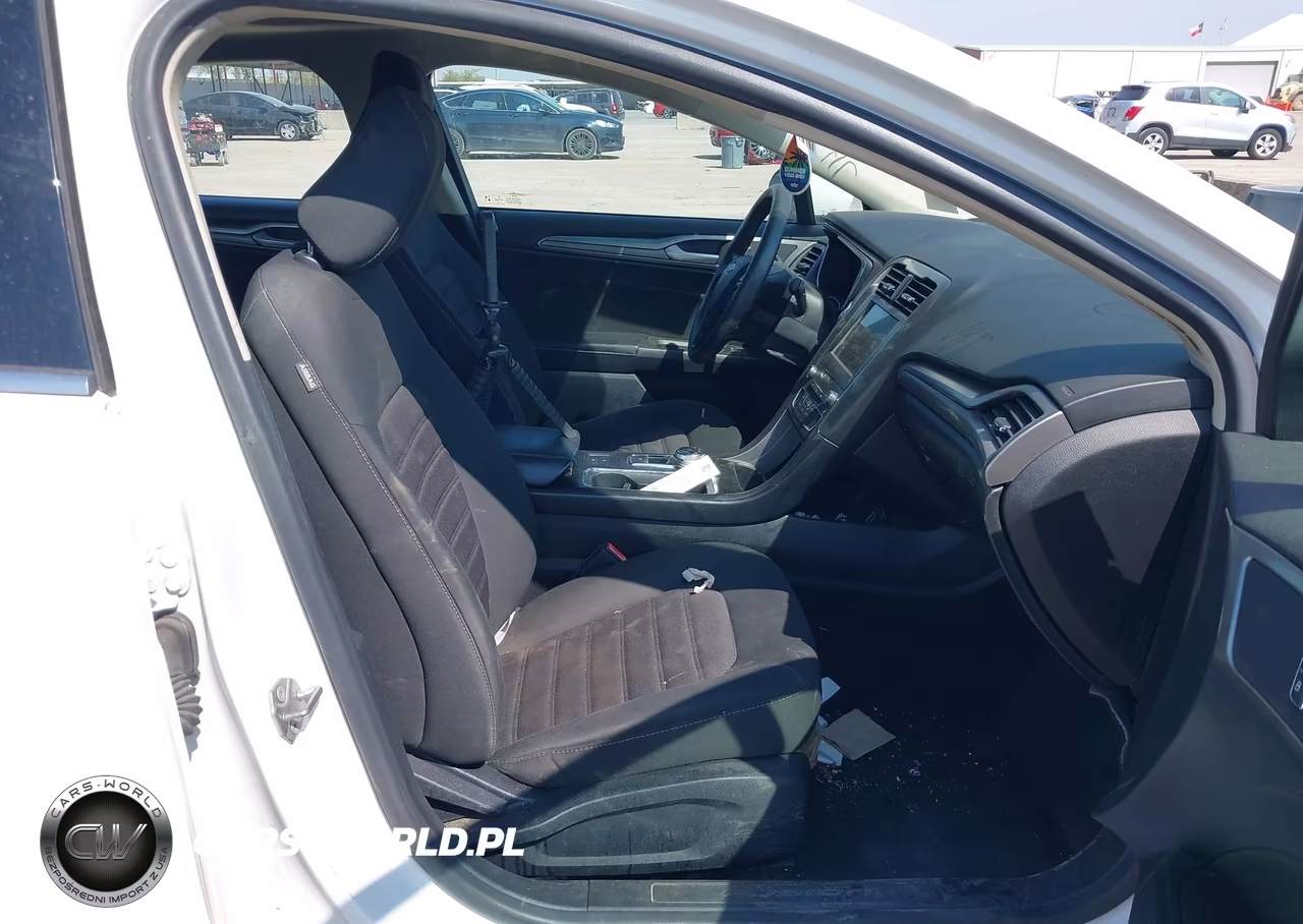 2020 Ford Fusion Se VIN:3FA6P0HD6LR129657 - 5