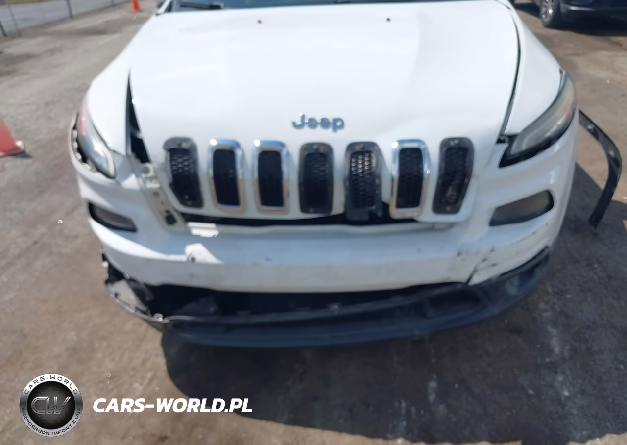 2016 Jeep Cherokee Latitude VIN:1C4PJMCSXGW185438 - 6