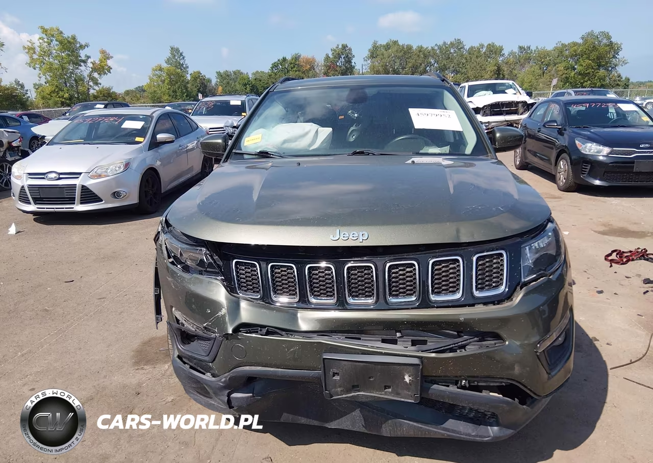 2018 Jeep Compass Latitude VIN:3C4NJCBB1JT186543 - 11