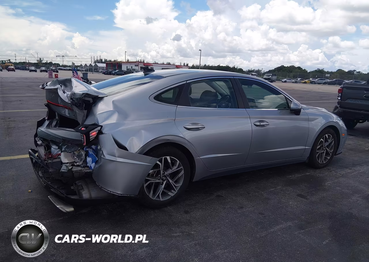 2021 Hyundai Sonata Sel VIN:5NPEL4JA5MH114919 - 4