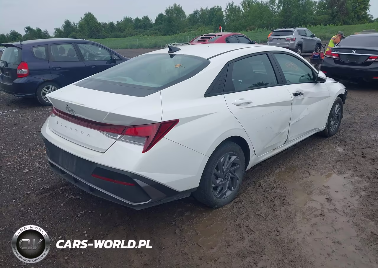 2024 Hyundai Elantra Sel VIN:KMHLM4DG6RU756840 - 4