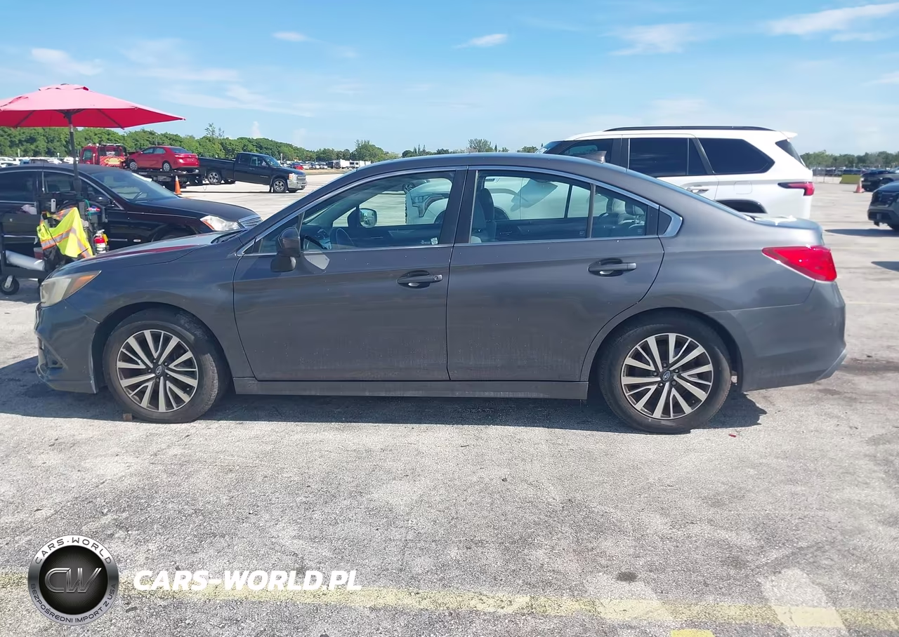 2018 Subaru Legacy 2.5I Premium VIN:4S3BNAD63J3030785 - 13