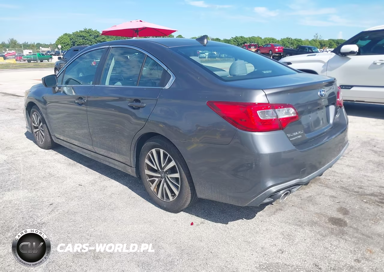 2018 Subaru Legacy 2.5I Premium VIN:4S3BNAD63J3030785 - 3