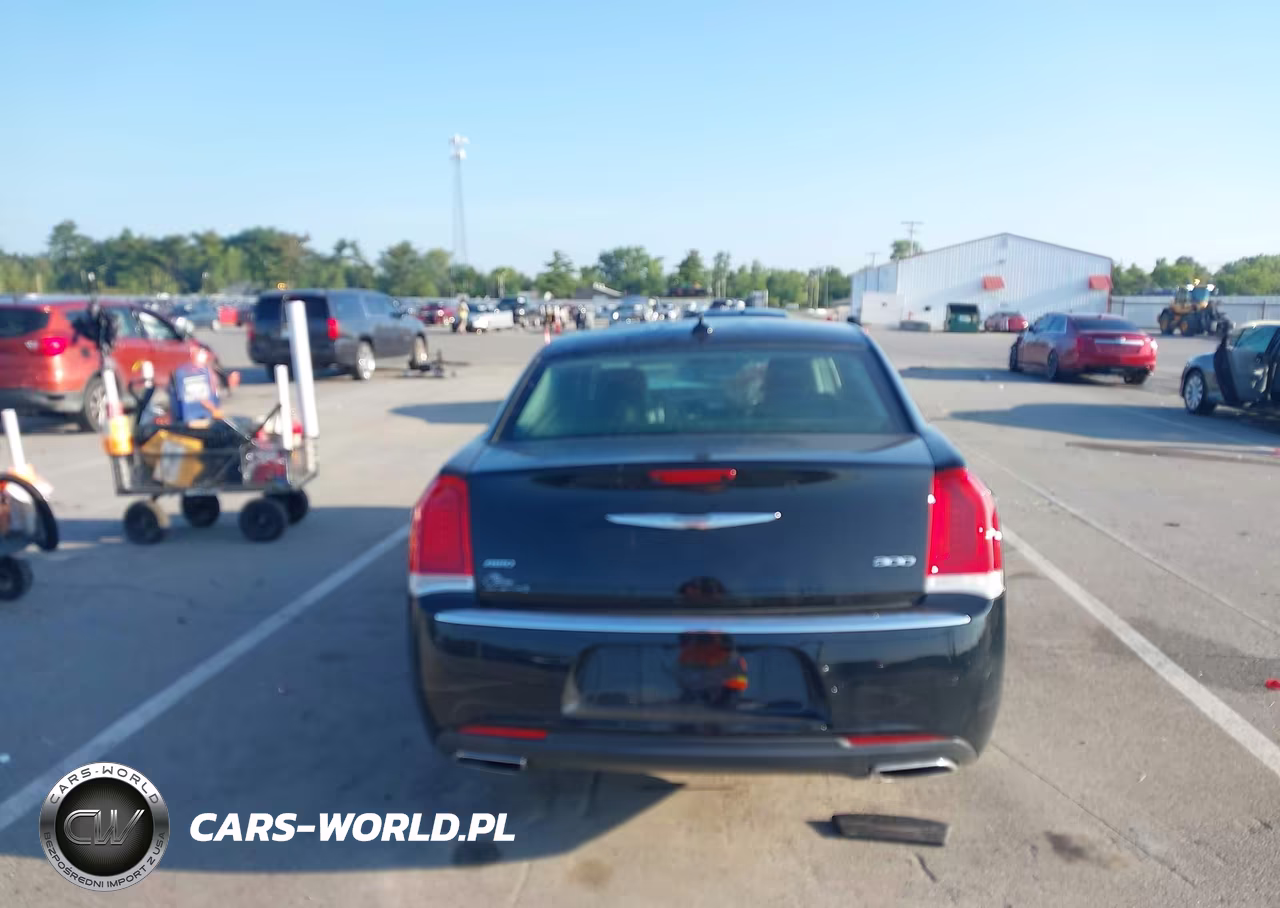 2017 Chrysler 300 Limited Awd VIN:2C3CCARG7HH506866 - 17