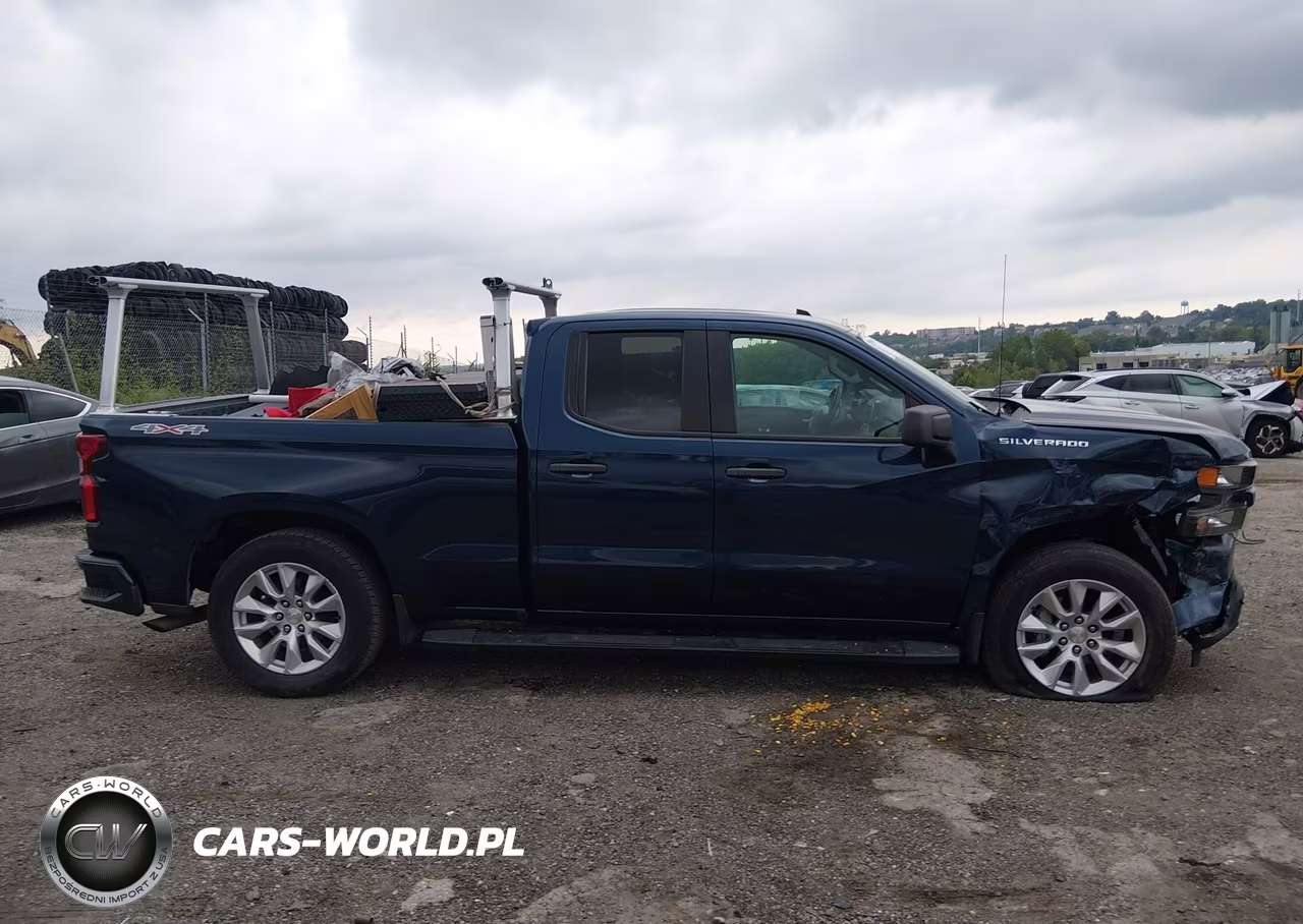 2021 Chevrolet Silverado 1500 4Wd Standard Bed Custom VIN:1GCRYBEK1MZ364371 - 13