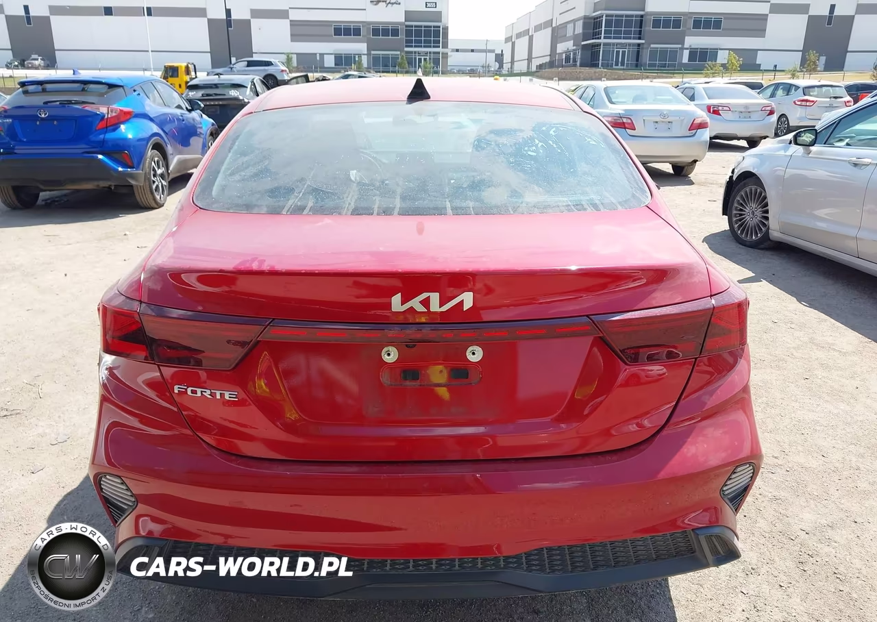 2024 Kia Forte Lxs VIN:3KPF24AD1RE764506 - 16