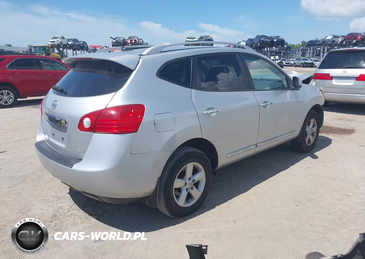 2011 Nissan Rogue Sv VIN:JN8AS5MT0BW567006 - 4