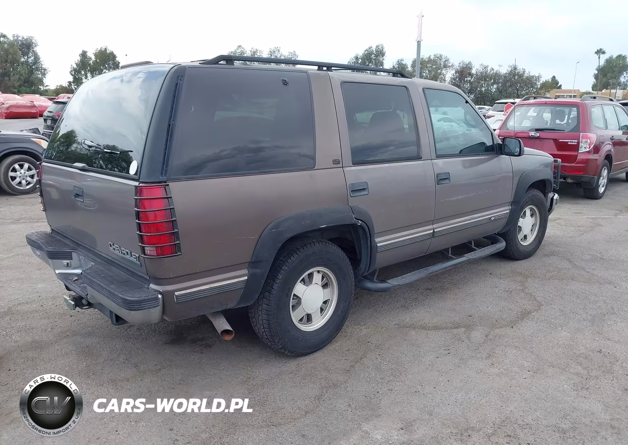 1997 Chevrolet Tahoe Ls VIN:1GNEC13R1VJ441271 - 4
