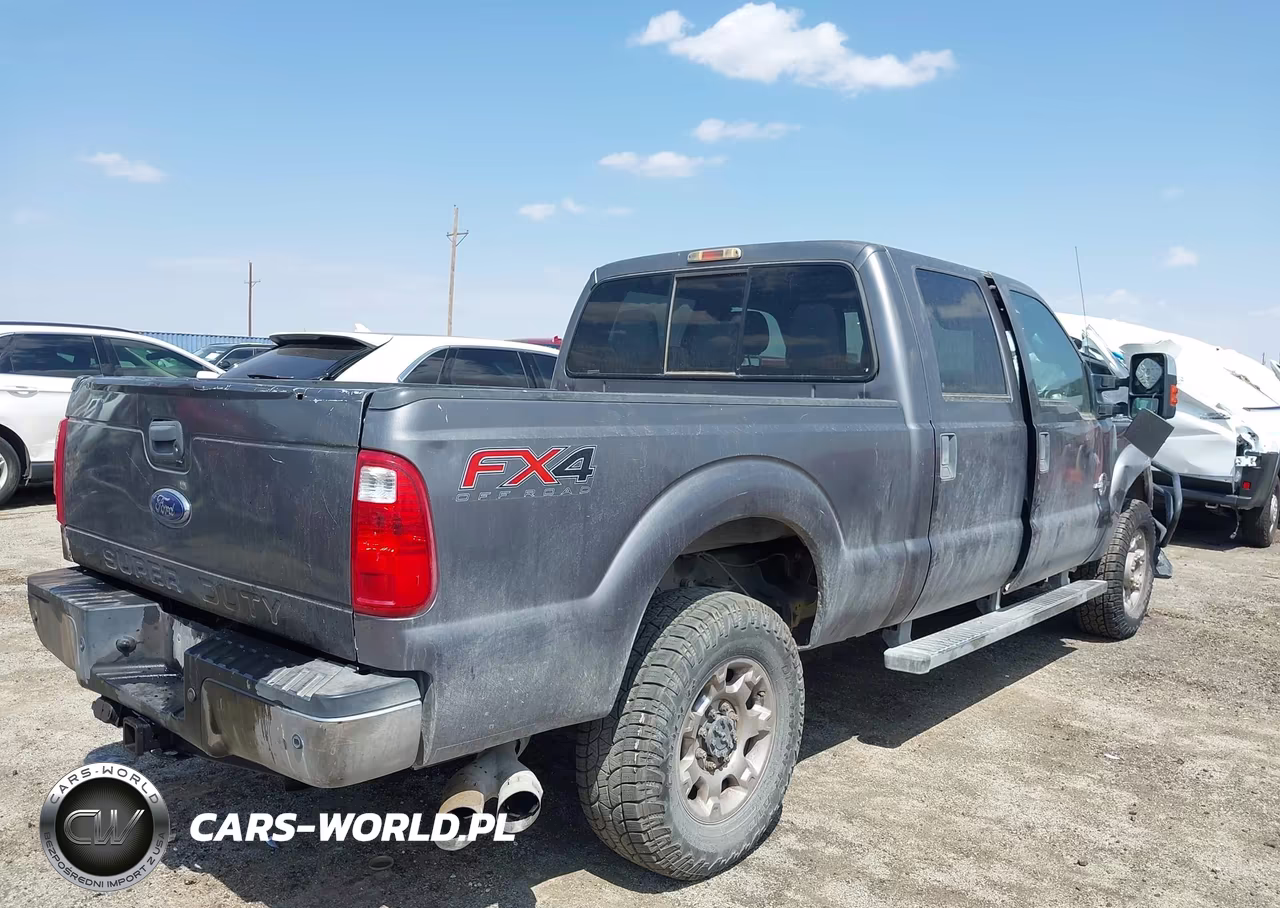 2014 Ford F-250 Xlt VIN:1FT7W2BT0EEB77352 - 4