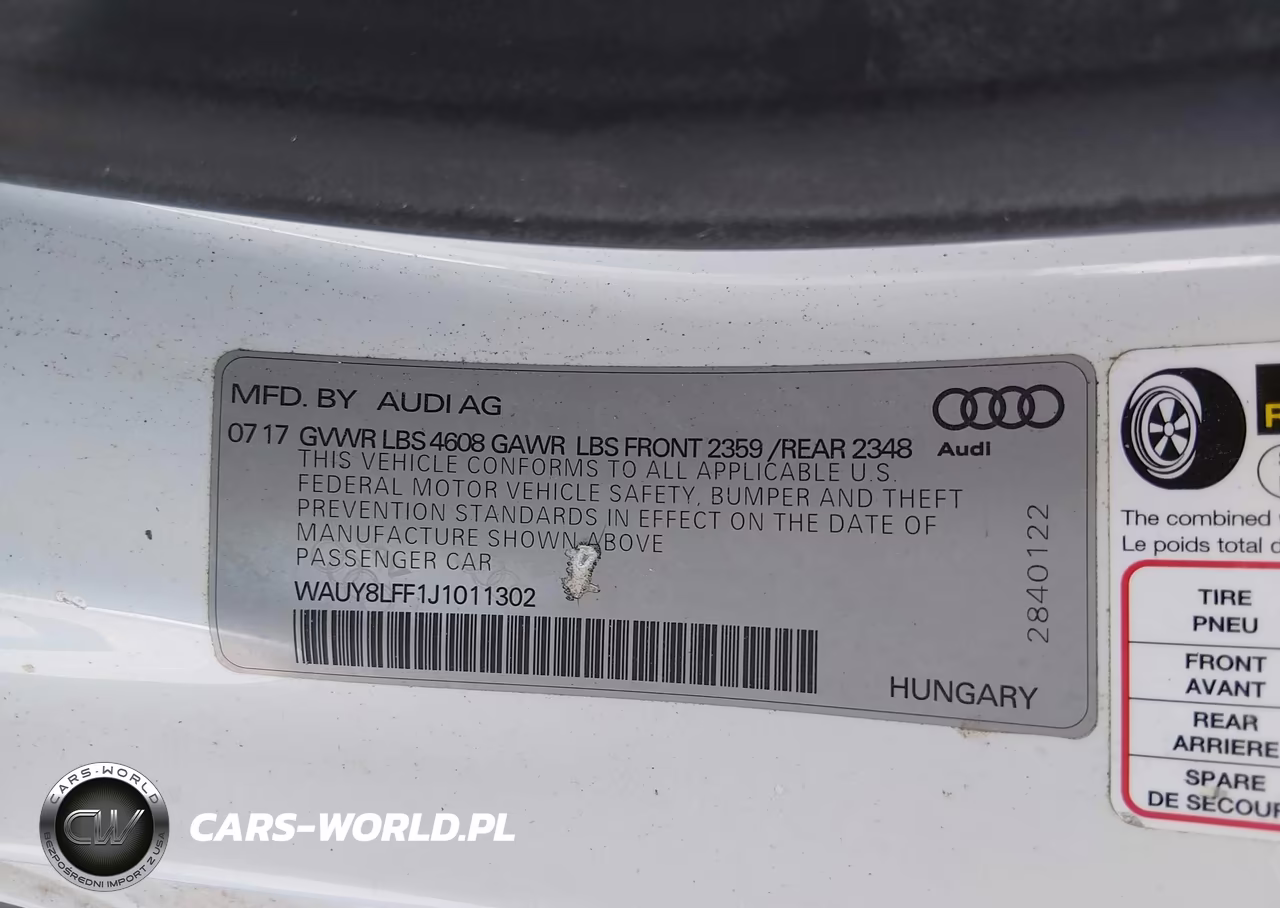 2018 Audi A3 2.0T Premium-2.0T Tech Premium VIN:WAUY8LFF1J1011302 - 9
