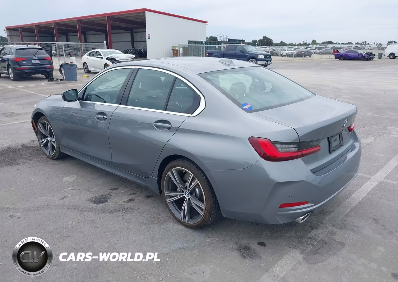 2024 BMW 330I VIN:3MW69FF0XR8E37448 - 3