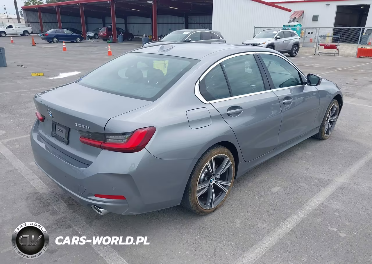 2024 BMW 330I VIN:3MW69FF0XR8E37448 - 4
