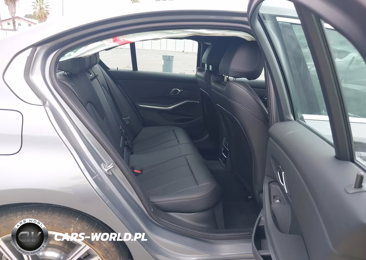 2024 BMW 330I VIN:3MW69FF0XR8E37448 - 8