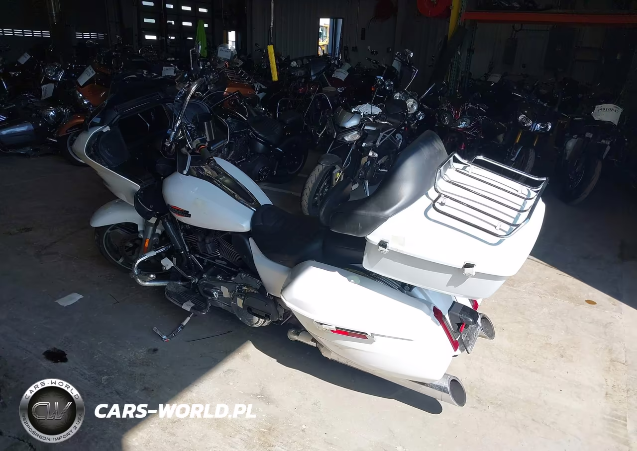 2024 Harley-Davidson Fltrx VIN:1HD1KH718RB647838 - 3