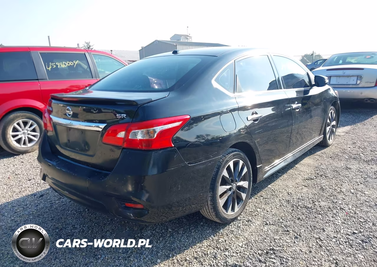 2017 Nissan Sentra Sr VIN:3N1AB7APXHY240924 - 4