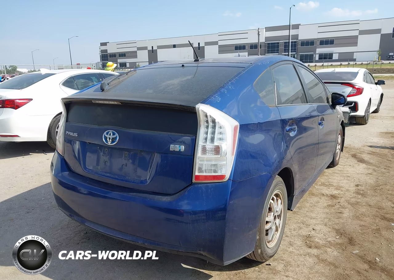 2010 Toyota Prius Iii VIN:JTDKN3DU2A1004667 - 4
