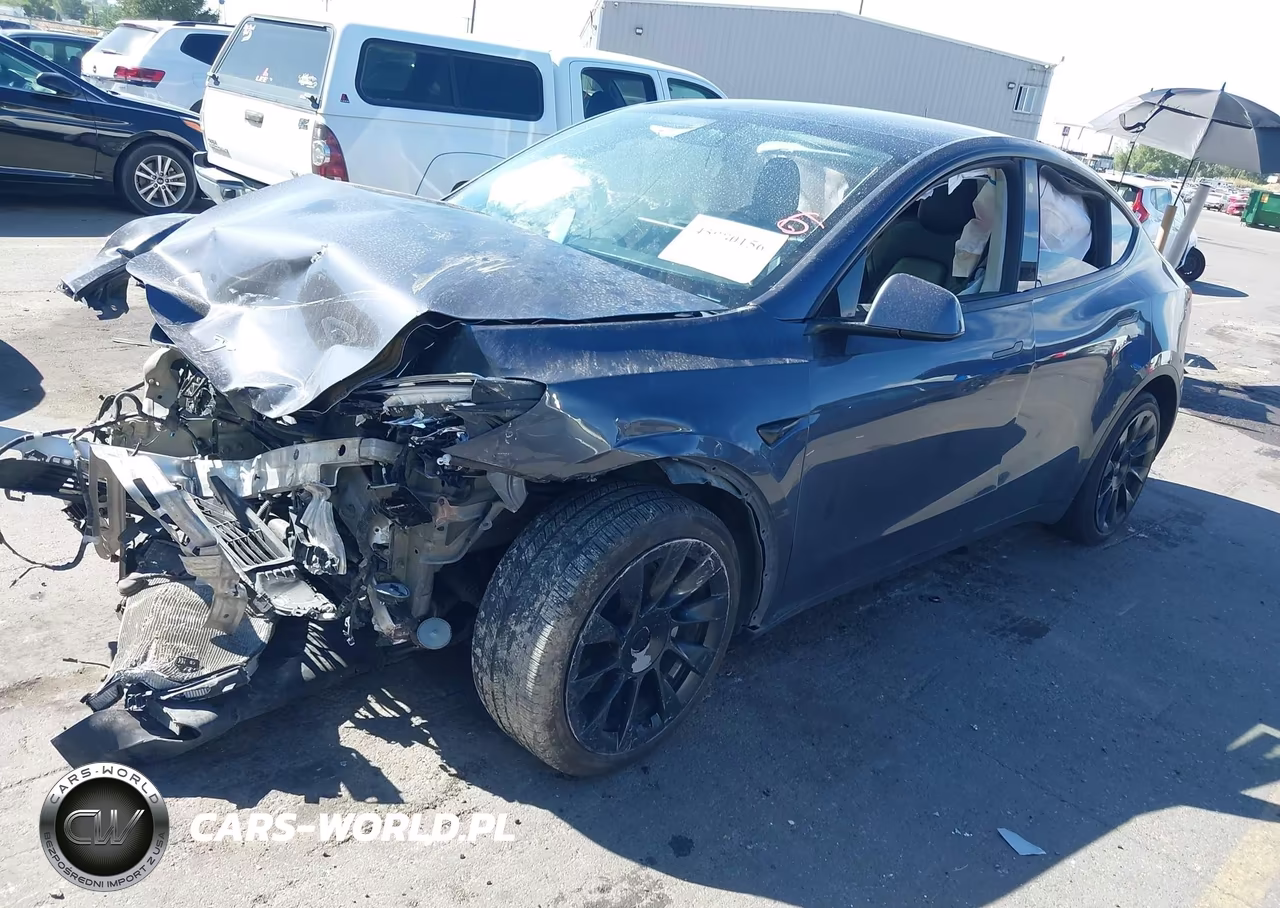 2021 Tesla Model Y Long Range Dual Motor All-Wheel Drive VIN:5YJYGAEE9MF214078 - 2