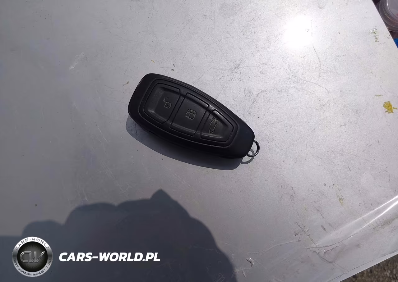 2012 Ford Focus Titanium VIN:1FAHP3N26CL312178 - 11
