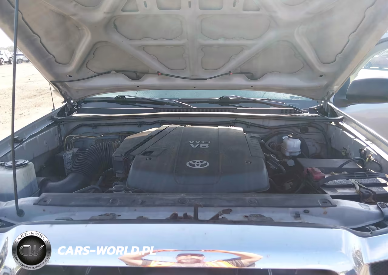 2009 Toyota Tacoma Prerunner V6 VIN:5TETU62NX9Z592940 - 10