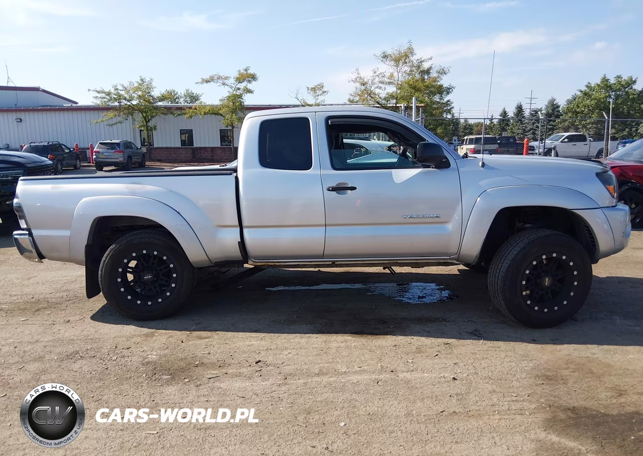 2009 Toyota Tacoma Prerunner V6 VIN:5TETU62NX9Z592940 - 13