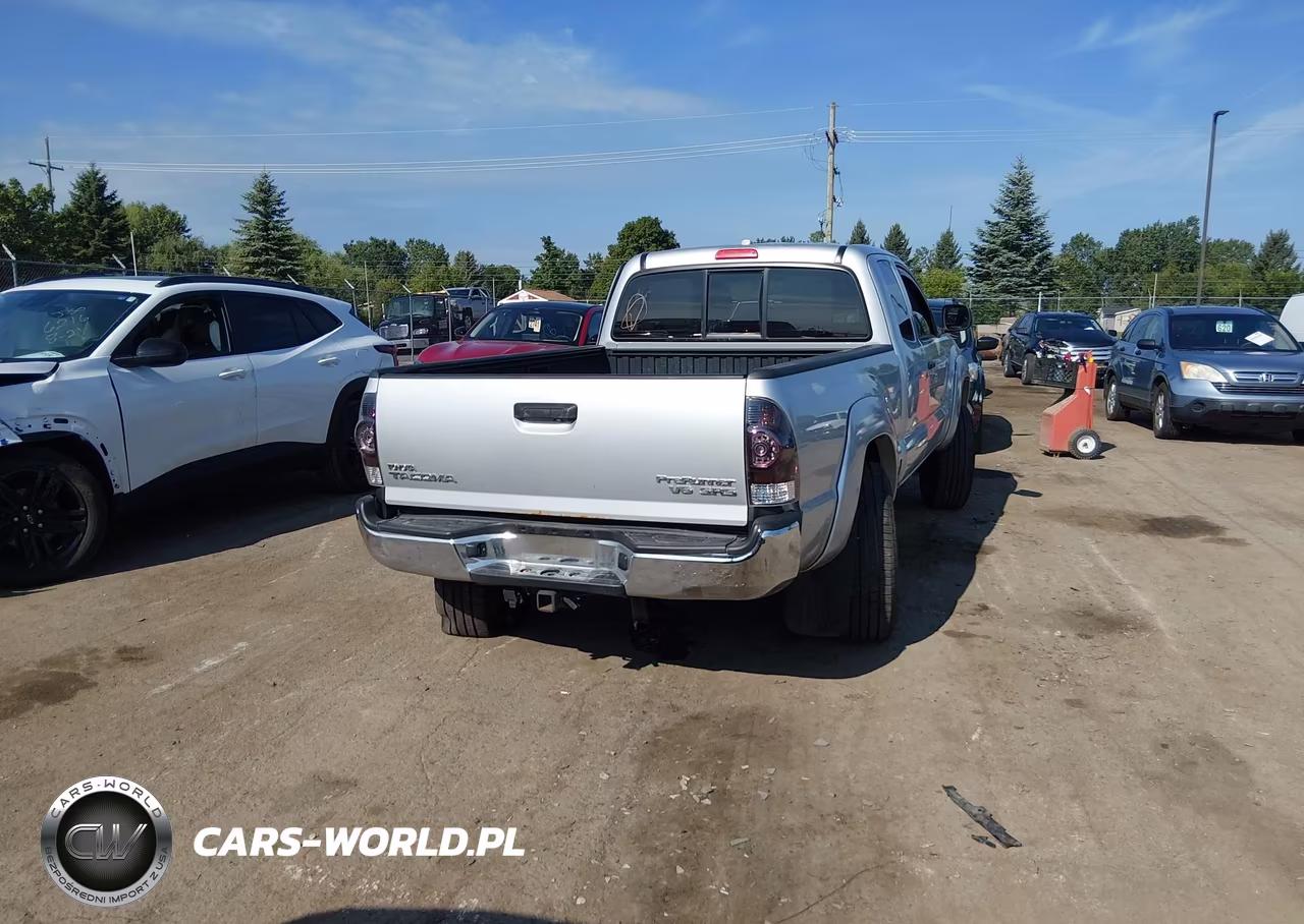 2009 Toyota Tacoma Prerunner V6 VIN:5TETU62NX9Z592940 - 16