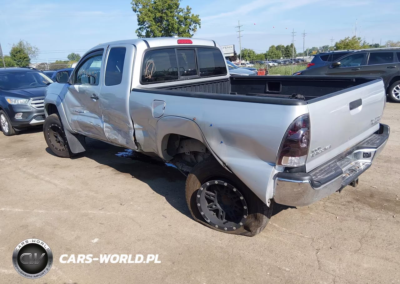 2009 Toyota Tacoma Prerunner V6 VIN:5TETU62NX9Z592940 - 3