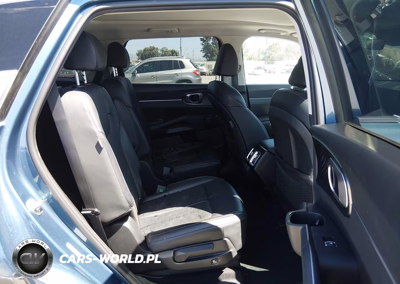 2025 Kia Sorento Plug-In Hybrid Ex VIN:KNDRJDJHXS5301557 - 8