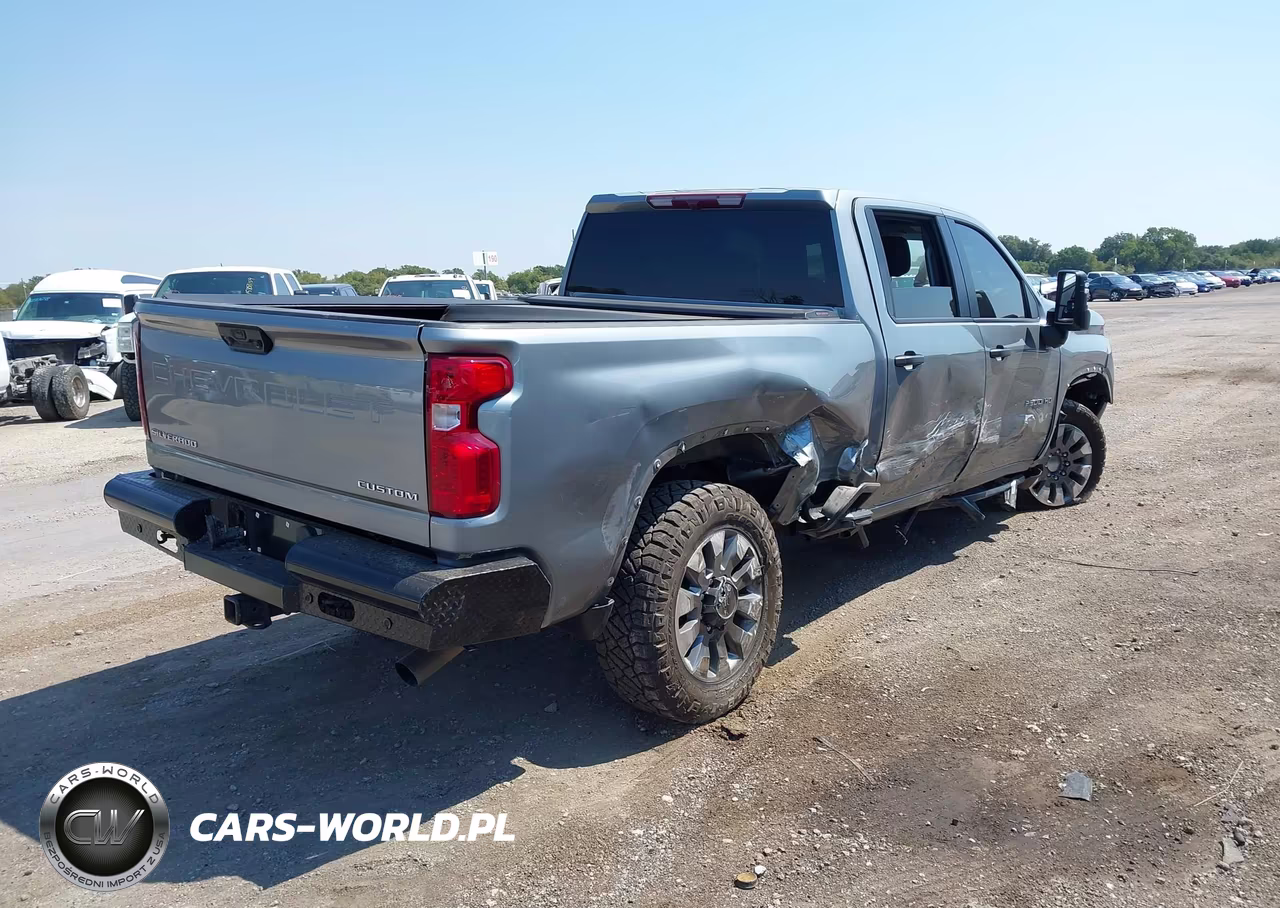 2024 Chevrolet Silverado 2500Hd 4Wd Standard Bed Custom VIN:2GC4YME77R1218297 - 4