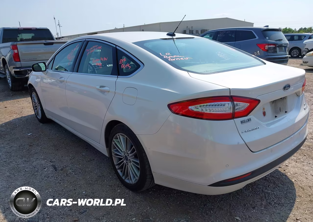 2015 Ford Fusion Se VIN:3FA6P0HD1FR304305 - 3