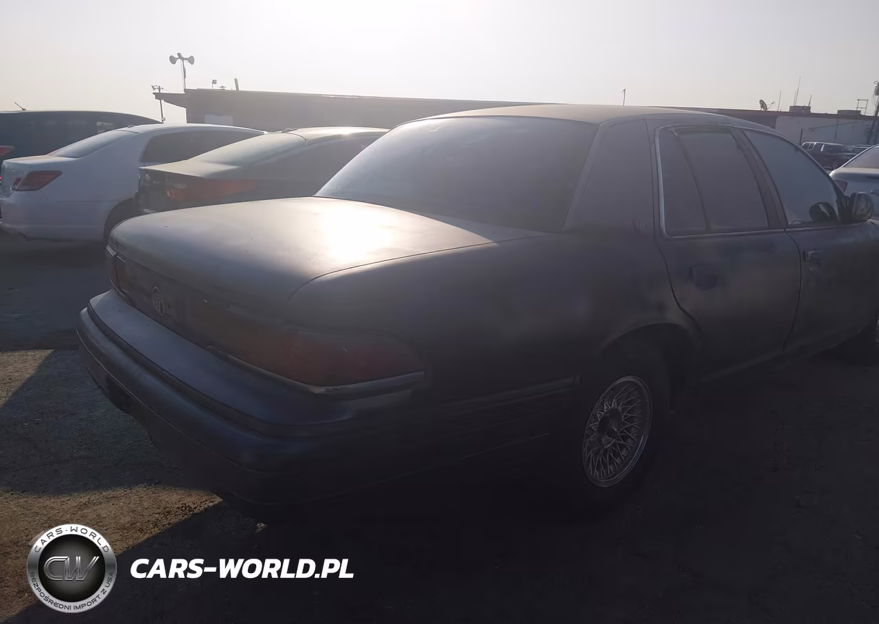 1994 Mercury Grand Marquis Ls VIN:2MELM75W8RX691802 - 4