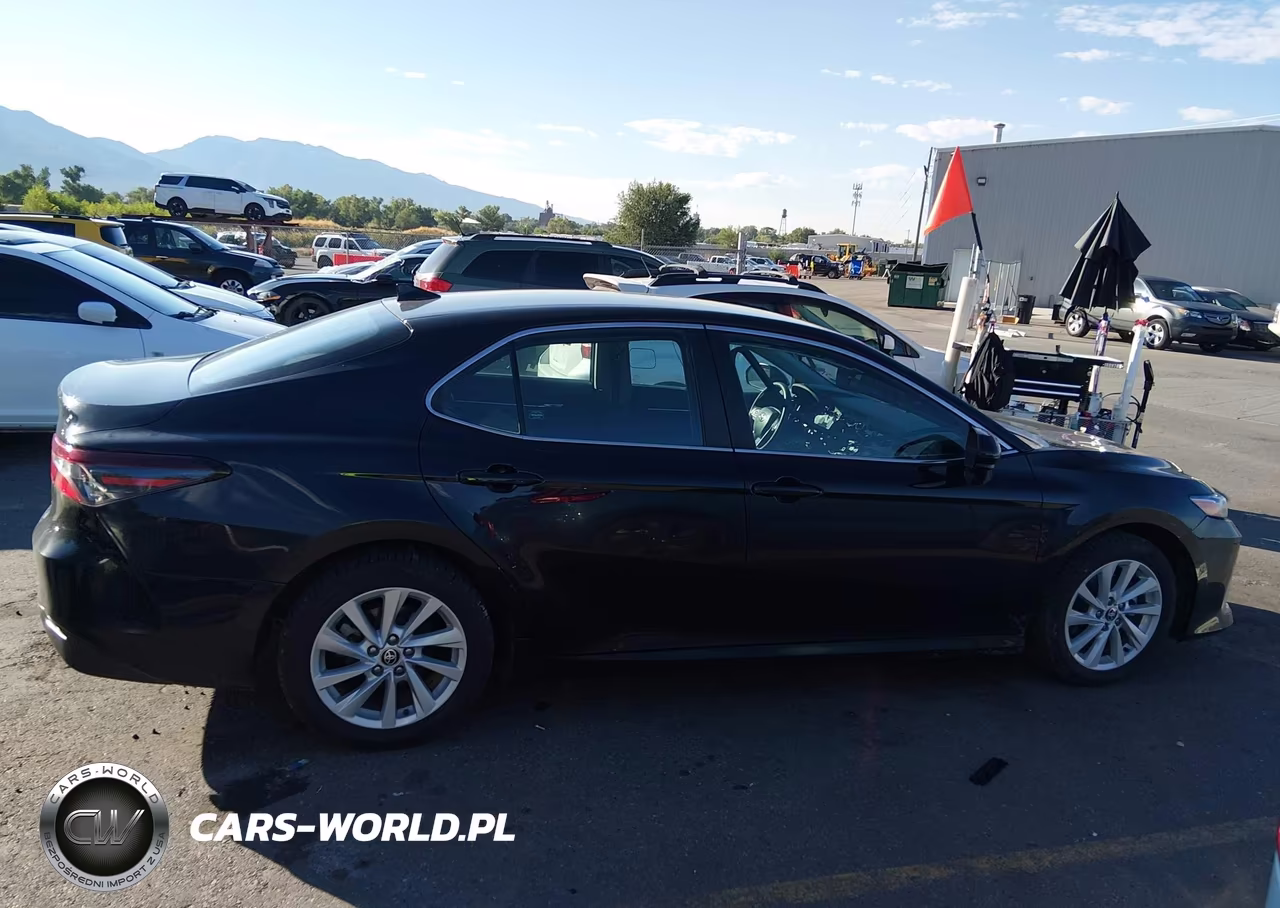 2022 Toyota Camry Le VIN:4T1C11AK9NU634449 - 14