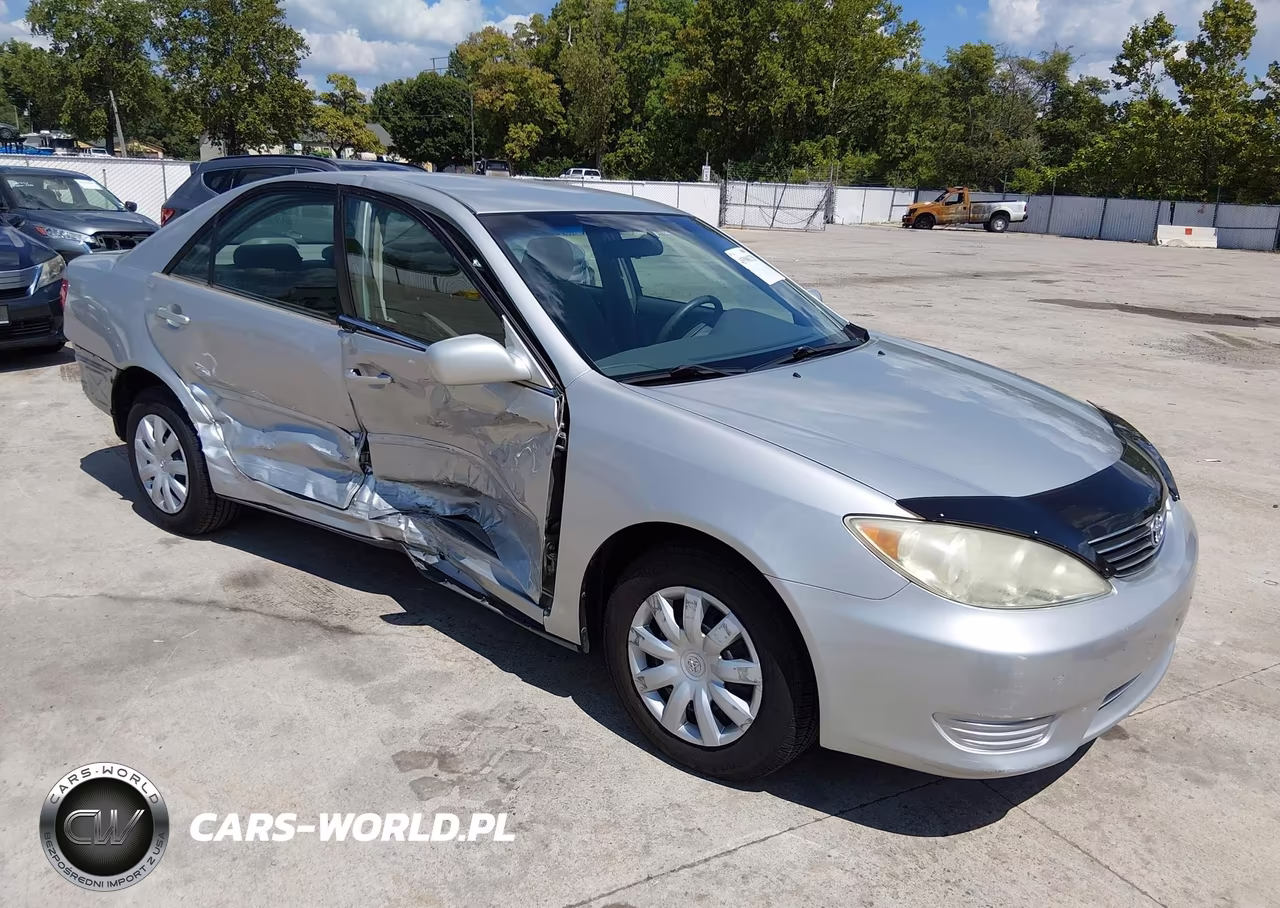 2006 Toyota Camry Le – zdjęcie 1 z 12