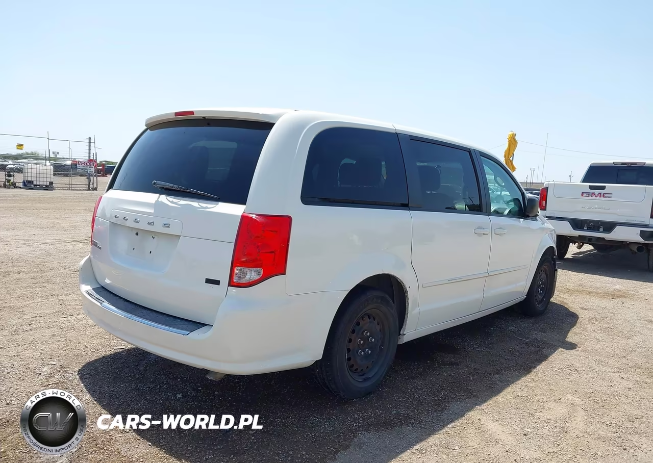 2011 Dodge Grand Caravan Express VIN:2D4RN4DG8BR796046 - 4