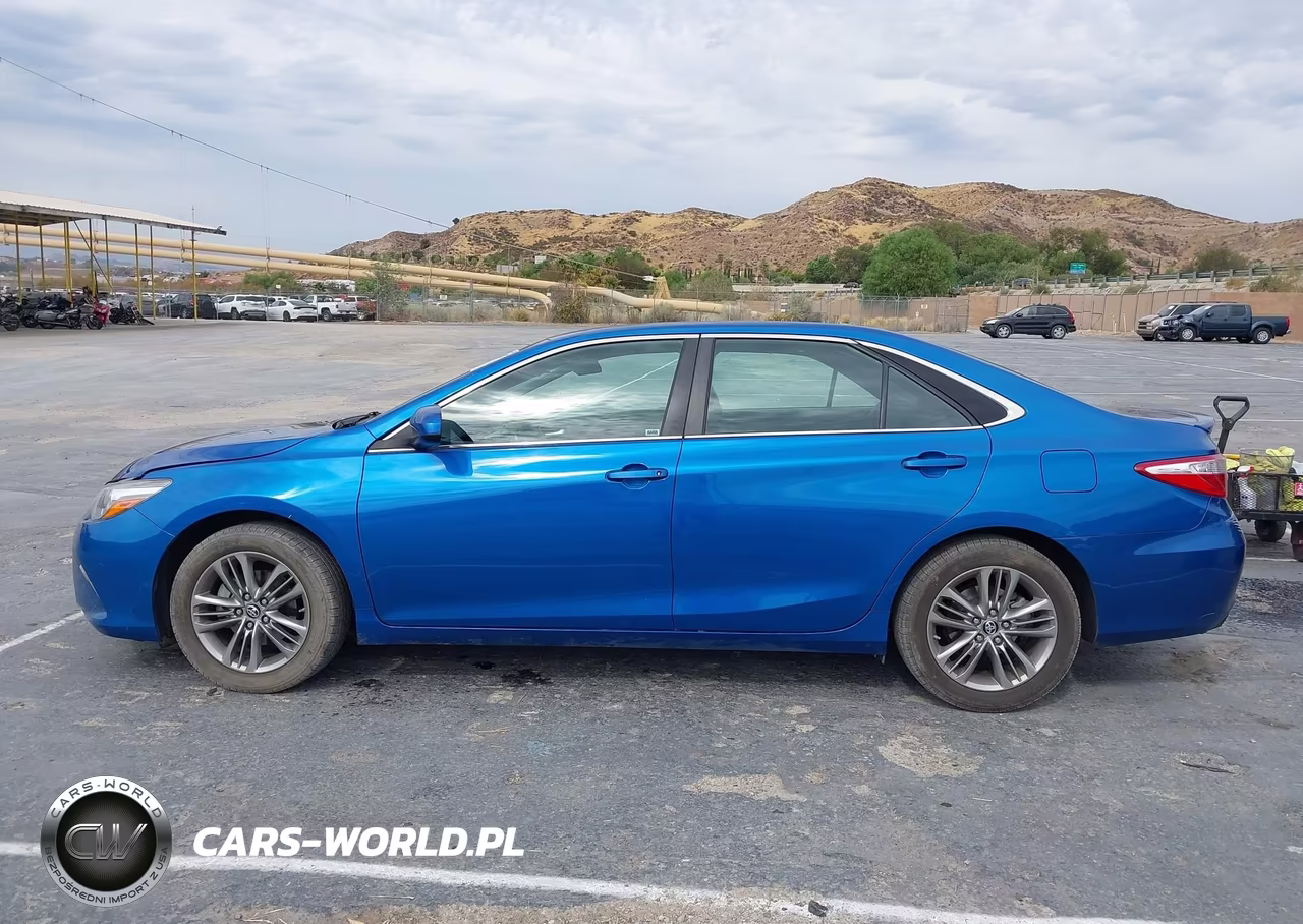 2017 Toyota Camry Se VIN:4T1BF1FKXHU727572 - 14