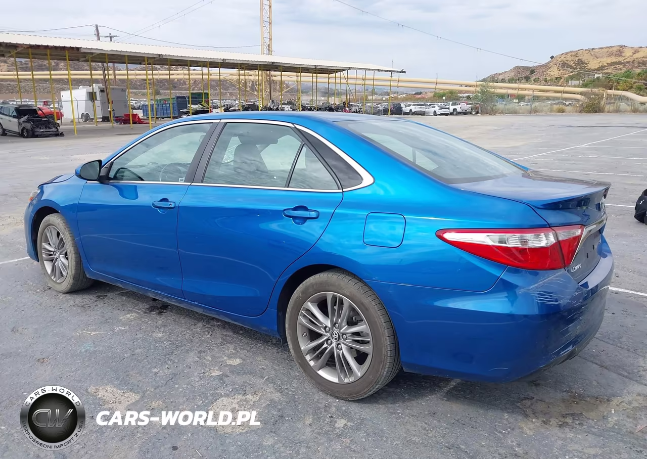2017 Toyota Camry Se VIN:4T1BF1FKXHU727572 - 3