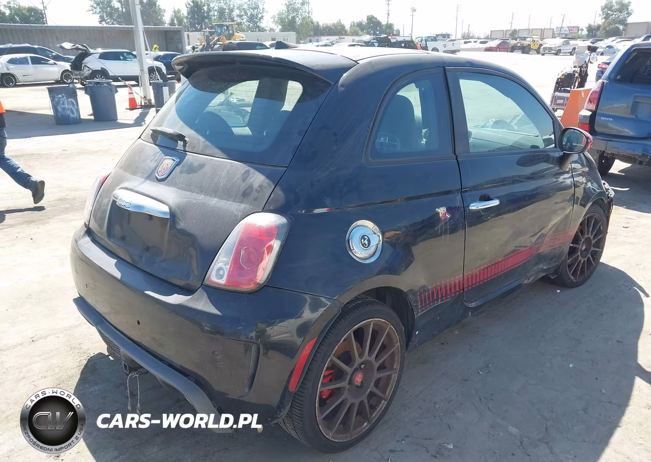 2016 Fiat 500 Abarth VIN:3C3CFFFH7GT122111 - 4