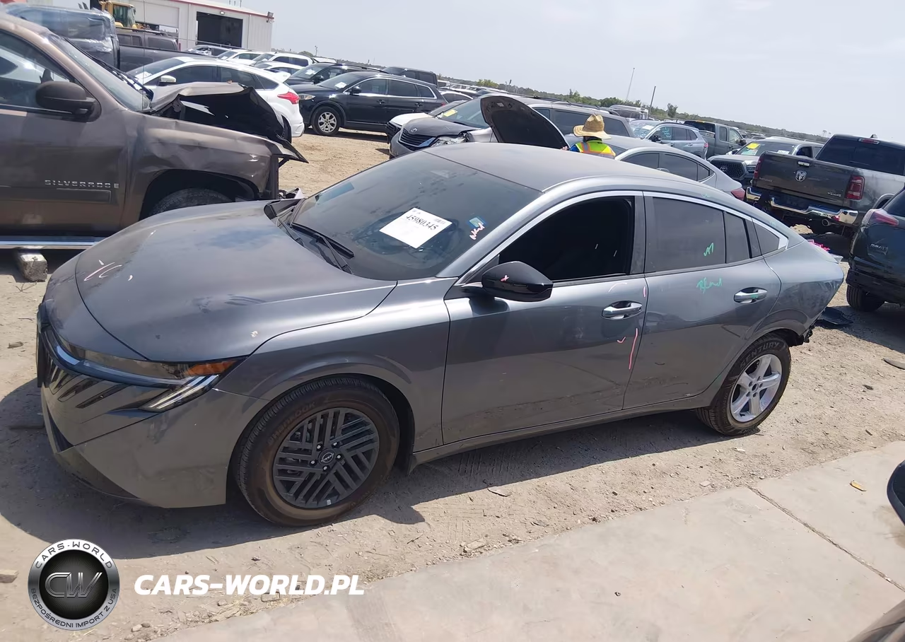 2026 Nissan Sentra Sv VIN:3N1AB9CVXTY261384 - 14
